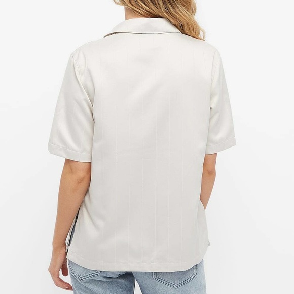 Air Jordan Women’s Short Sleeve Cream Heritage Button Down Top Size XL - Picture 4 of 9